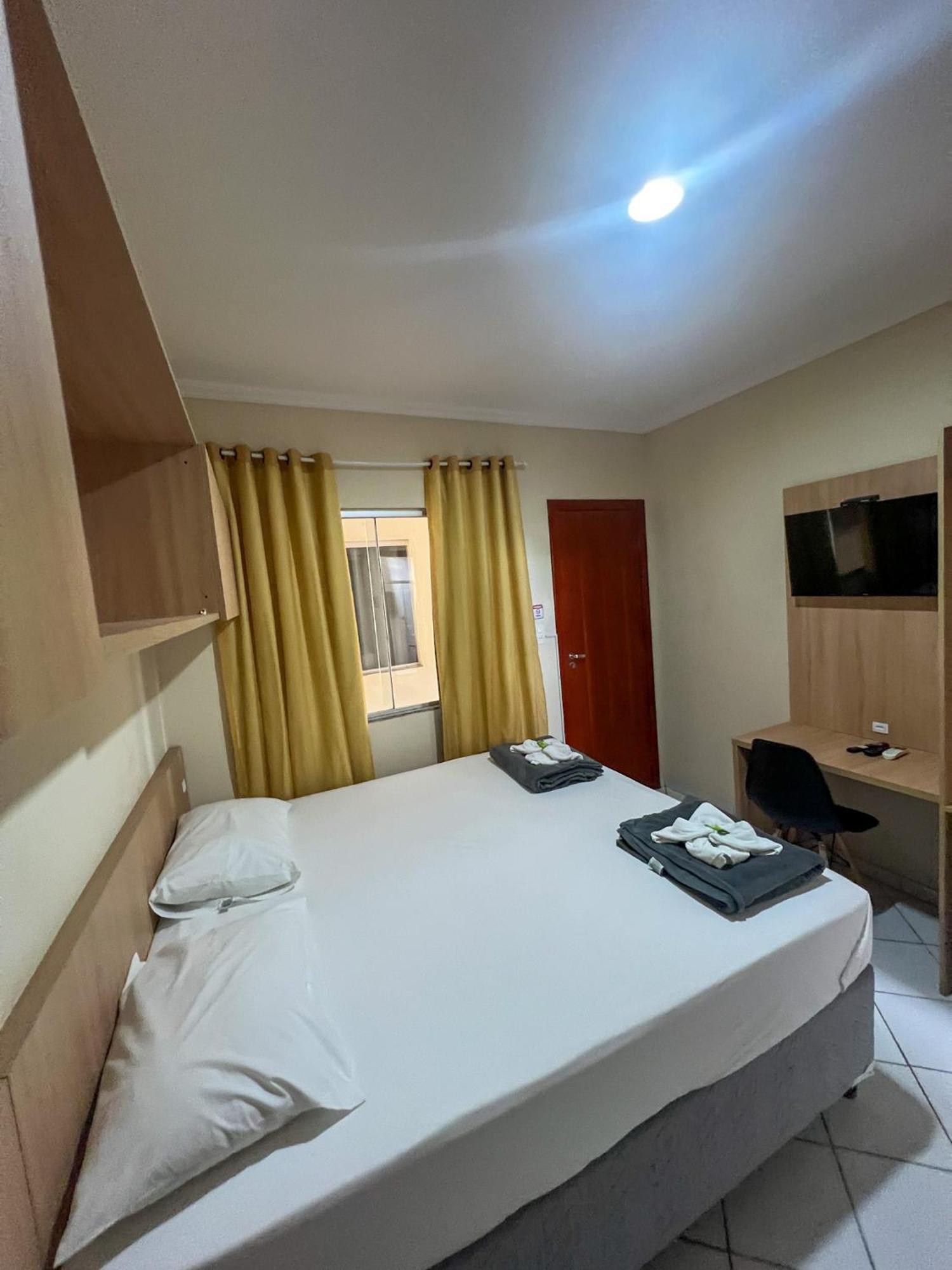 Buriti Hotel Аракруз Екстериор снимка