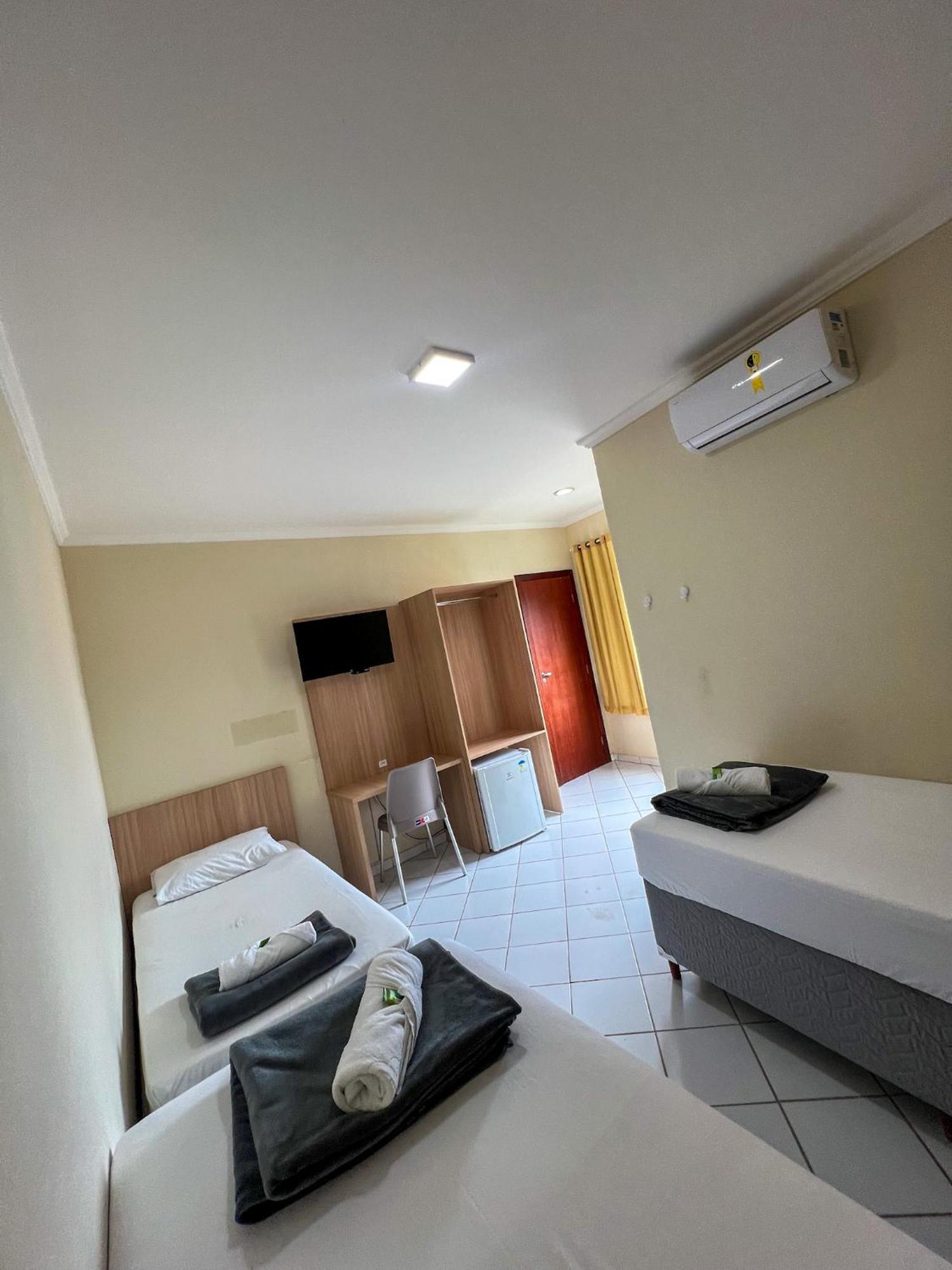 Buriti Hotel Аракруз Екстериор снимка